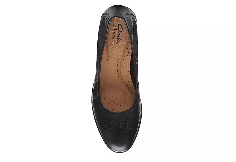 Clarks Womens Jeanette Ease Flat - Black - Image 6