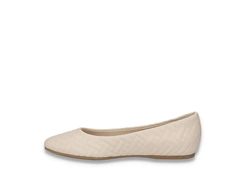 Easy Street Womens Mazi Flat - Bone - Image 4