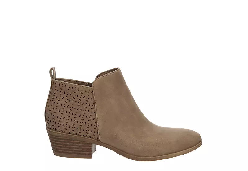 Xappeal Womens Valeria Bootie - Taupe - Image 2